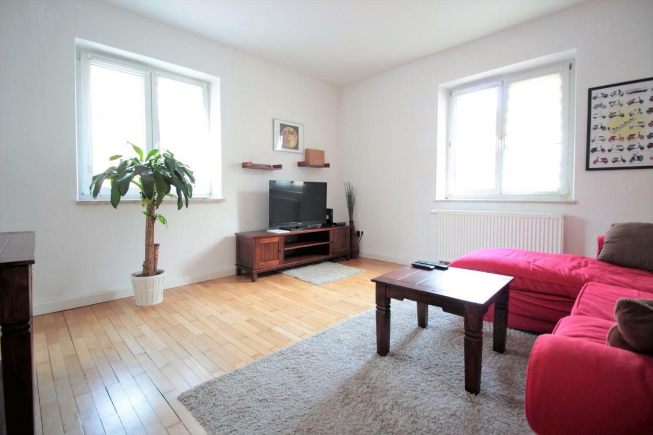 Charming 3-Bedroom Apartment With Parking Lot Wurzburg Exterior photo