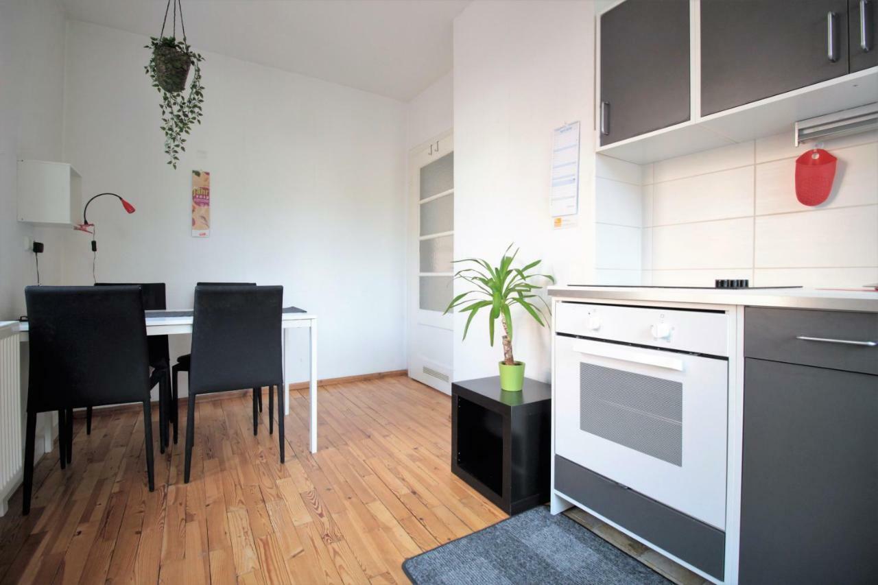 Charming 3-Bedroom Apartment With Parking Lot Wurzburg Exterior photo